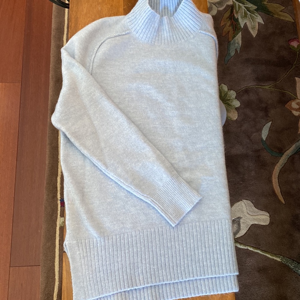 Loft sweater - Picture 3 of 4